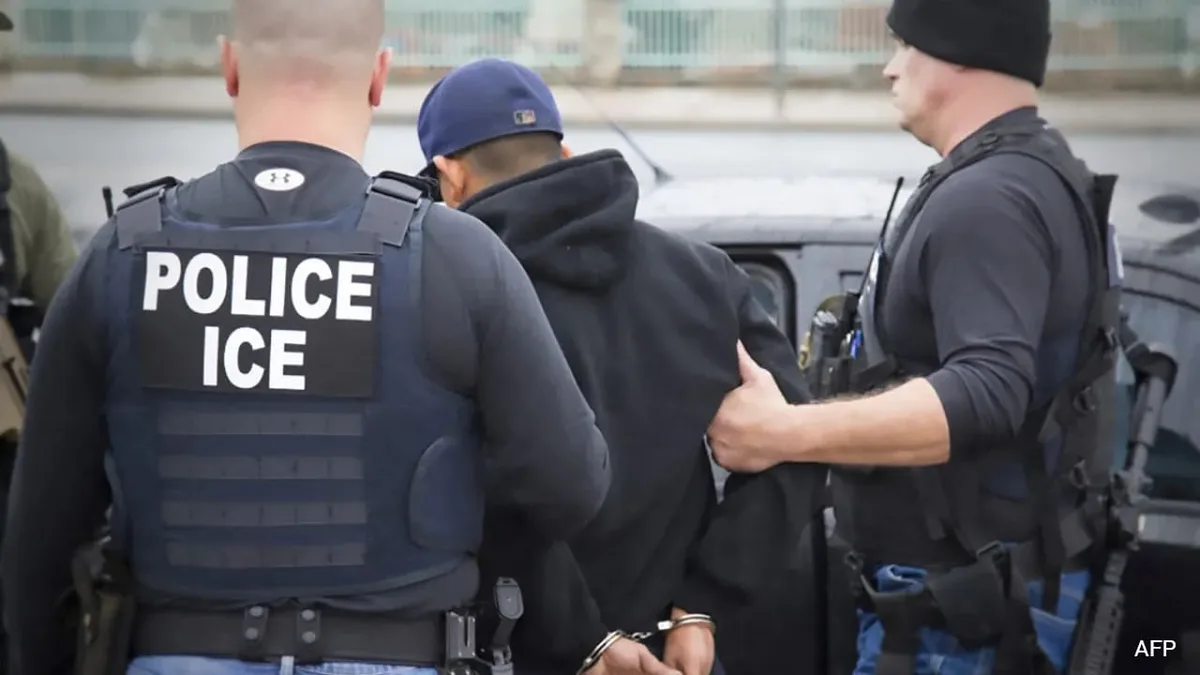 Despite Opposition, US Immigration Agents To Buy Thousands Of Electric Shock Gloves