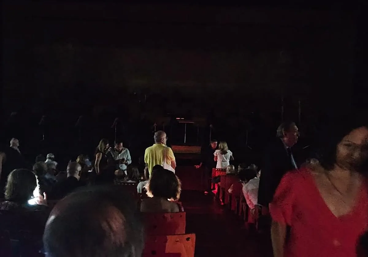 Un corte de luz en la zona del Maestranza obliga a suspender el Concierto Extraordinario de la Orquesta del Festival de Bayreuth