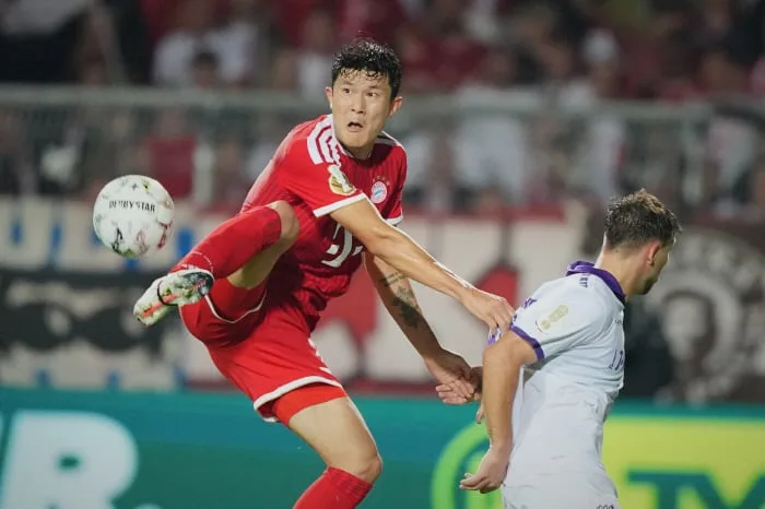 이쯤되면 완벽한 주전! 김민재, 포칼서도 풀타임→3경기 연속 선발 '패스성공률 98%+태클 5회+평점 7.7점 맹활약'...바이에른, 포칼 첫 경기서 4-1 대승