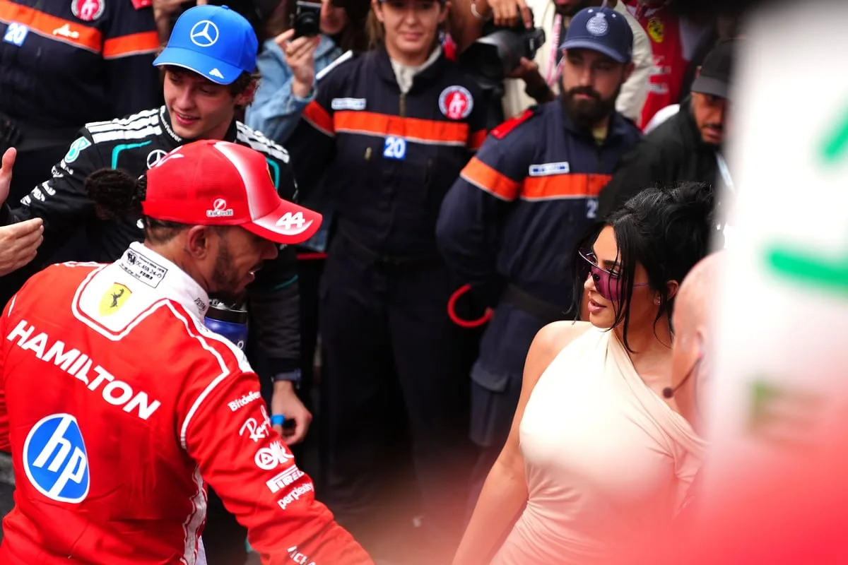 Lewis Hamilton makes relationship with Kim Kardashian Instagram official