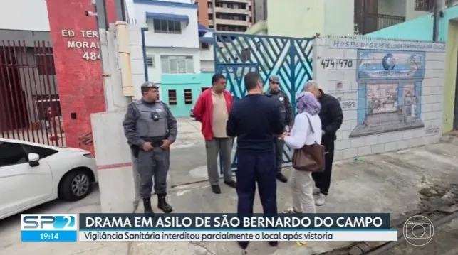 Idosos são retirados de casa de repouso interditada parcialmente em São Bernardo do Campo