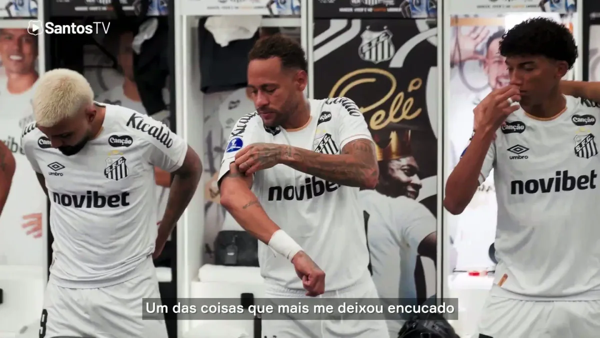 Bastidores do vestiário do Santos contra o Macará; veja discurso de Neymar