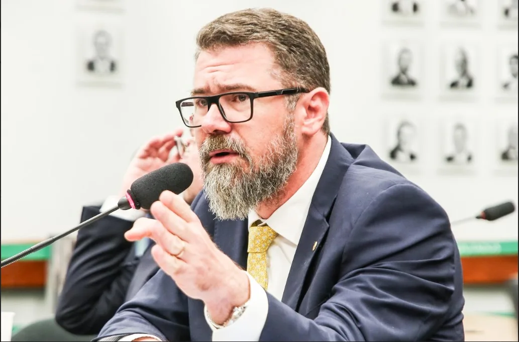 Pollon disse que se equivocou ao votar contra redução de imposto