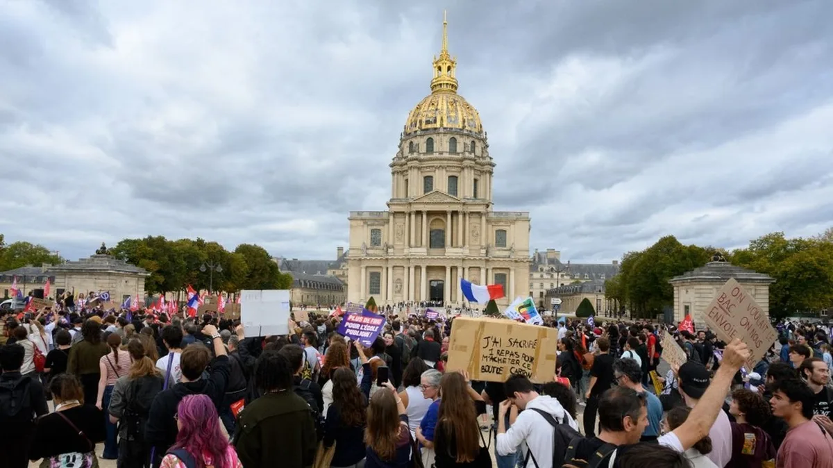 Mobilisation du 17 octobre : "Pour le moment, nous n'avons pas un accord global sur un itinéraire" pour le cortège parisien, annonce le préfet de police
