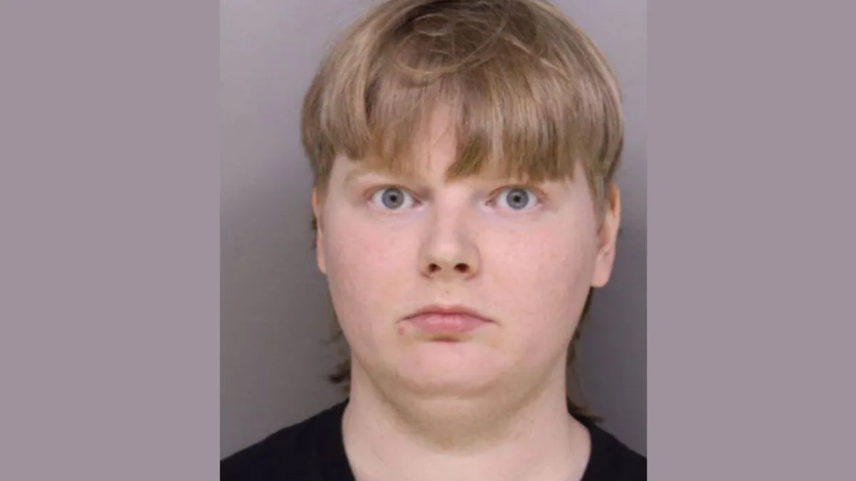 Hammer-wielding Ohio man who smashed windows of JD Vance’s home pleads guilty
