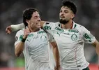 Palmeiras dá a bola ao Flu e exorciza fantasma para ficar perto da final