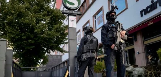 Berlin - Polizei: Iris Spranger kritisiert Rheinmetall wegen fehlerhafter Schutzwesten