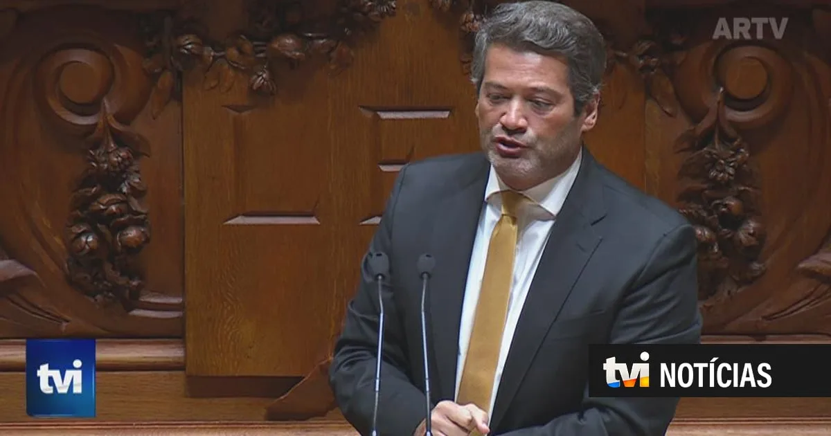 PS pergunta a Ventura "porque é que foge à PJ" no caso do assalto ao gabinete do Chega