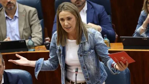 La oposición etiqueta a Miguel Ángel García como el "pelele" y "pagafantas" de Ayuso que asuma la crisis del ático