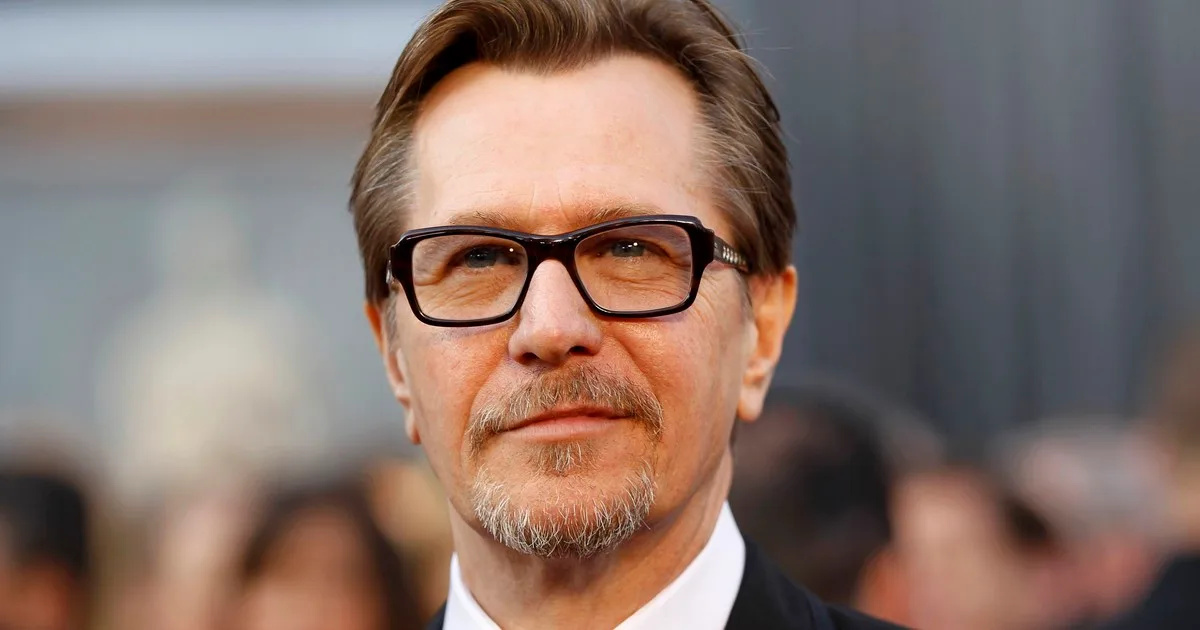 Gary Oldman, actor de Hollywood de 68 años: “Un hombre perezoso trabaja el doble, mi madre me lo decía y ahora yo se lo digo a mis hijos”