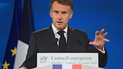 "Nous ne lâcherons pas l'Ukraine", promet Emmanuel Macron à l'issue d'un sommet européen avec Volodymyr Zelensky