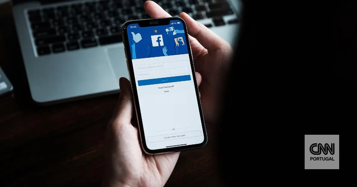 Família de ex-moderadora do Facebook exige indemnização à Meta pelo seu suicídio