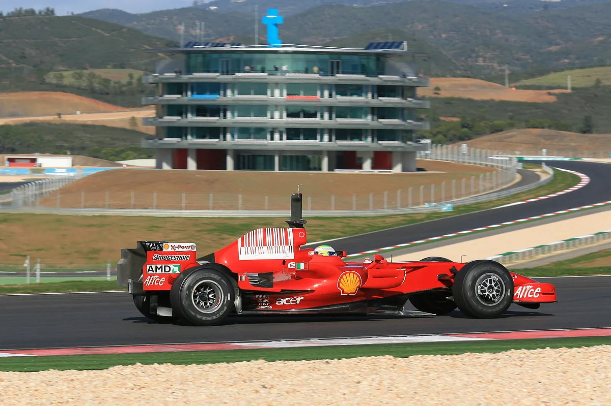 Portugal no calendário da F1 a 13 de junho de 2027. Anúncio ocorrerá esta semana