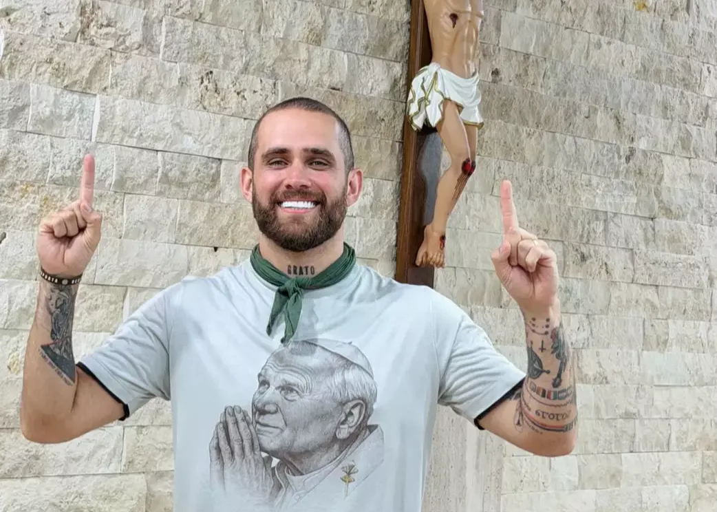Cantor Um Peregrino é atração de luau católico em Campo Grande