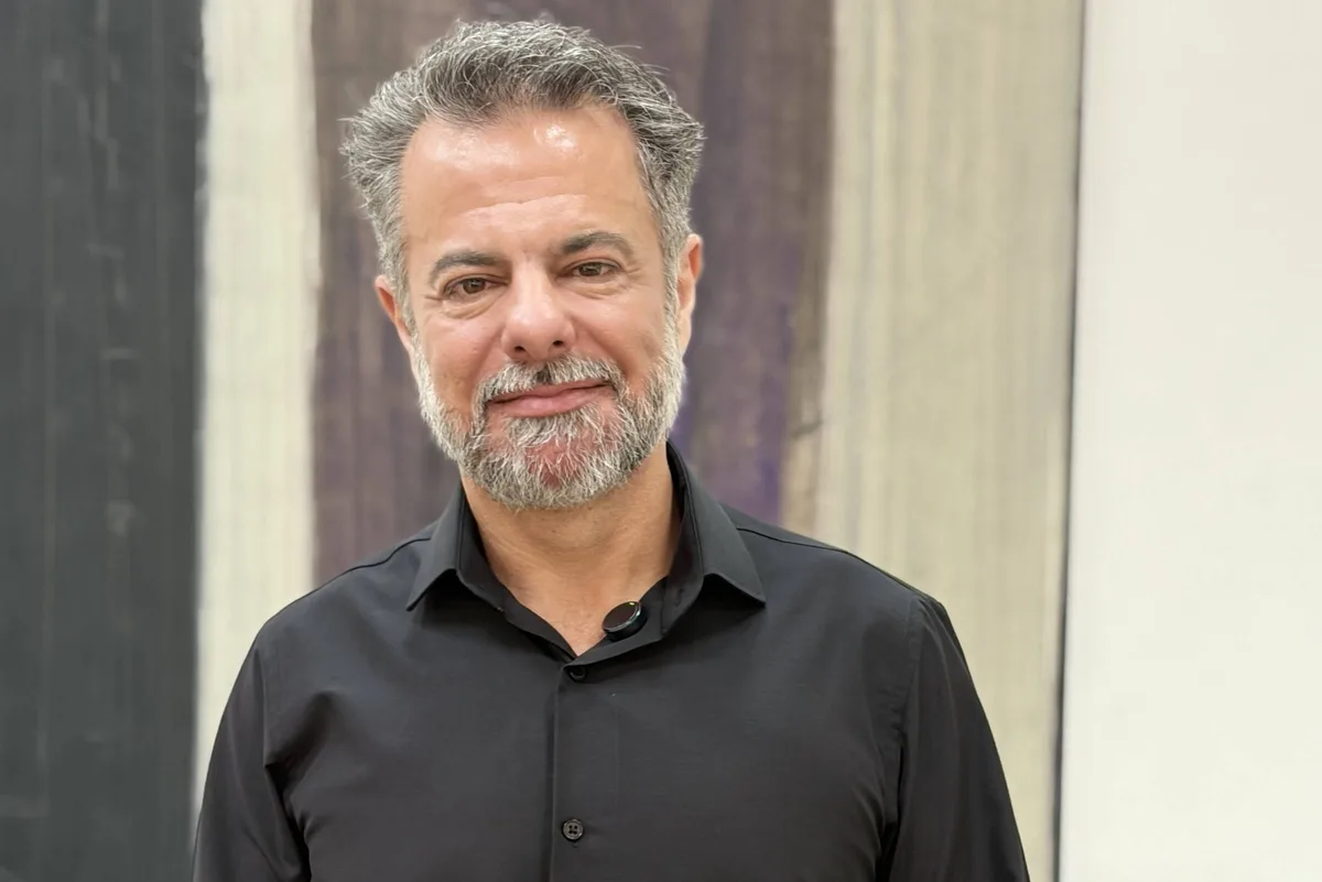 Candidato veterinário quer extinguir CLT e propõe 'Meu Botox, Minha Vida'