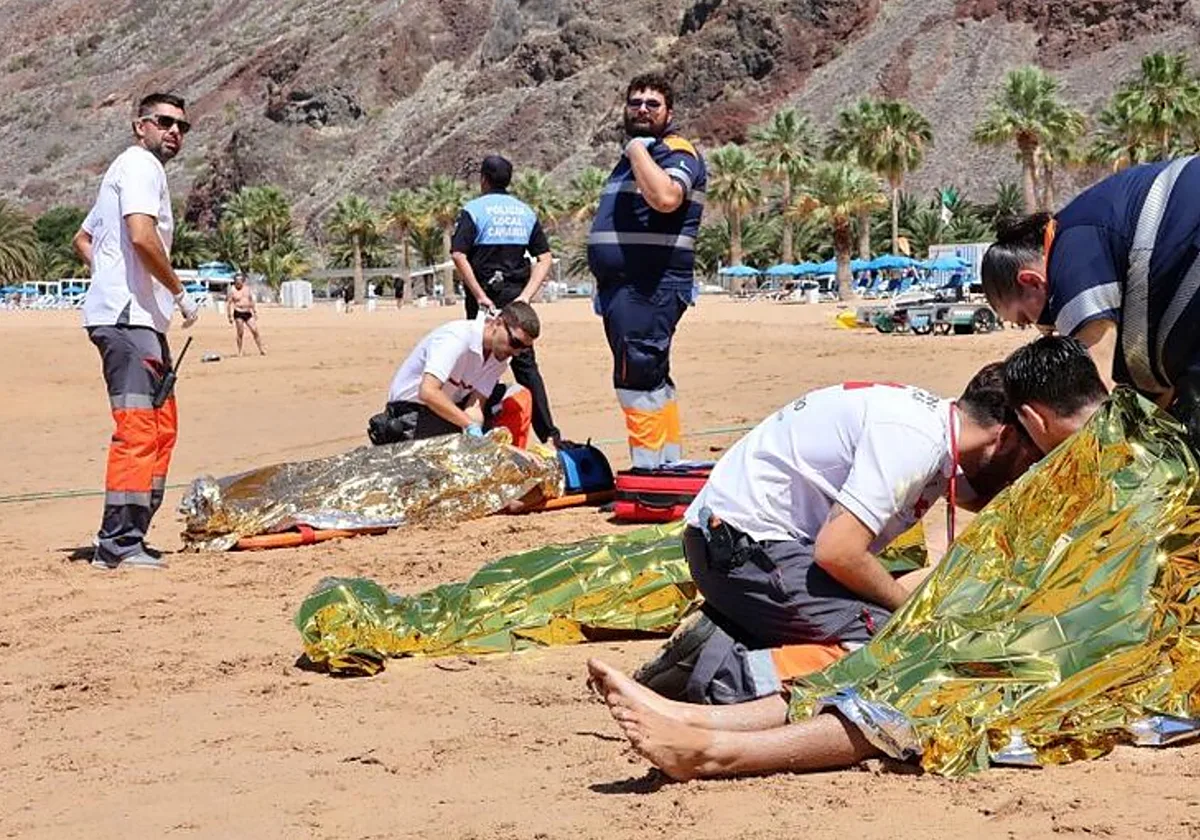 Muere una bañista de 60 años en la playa de Las Teresitas (Tenerife)
