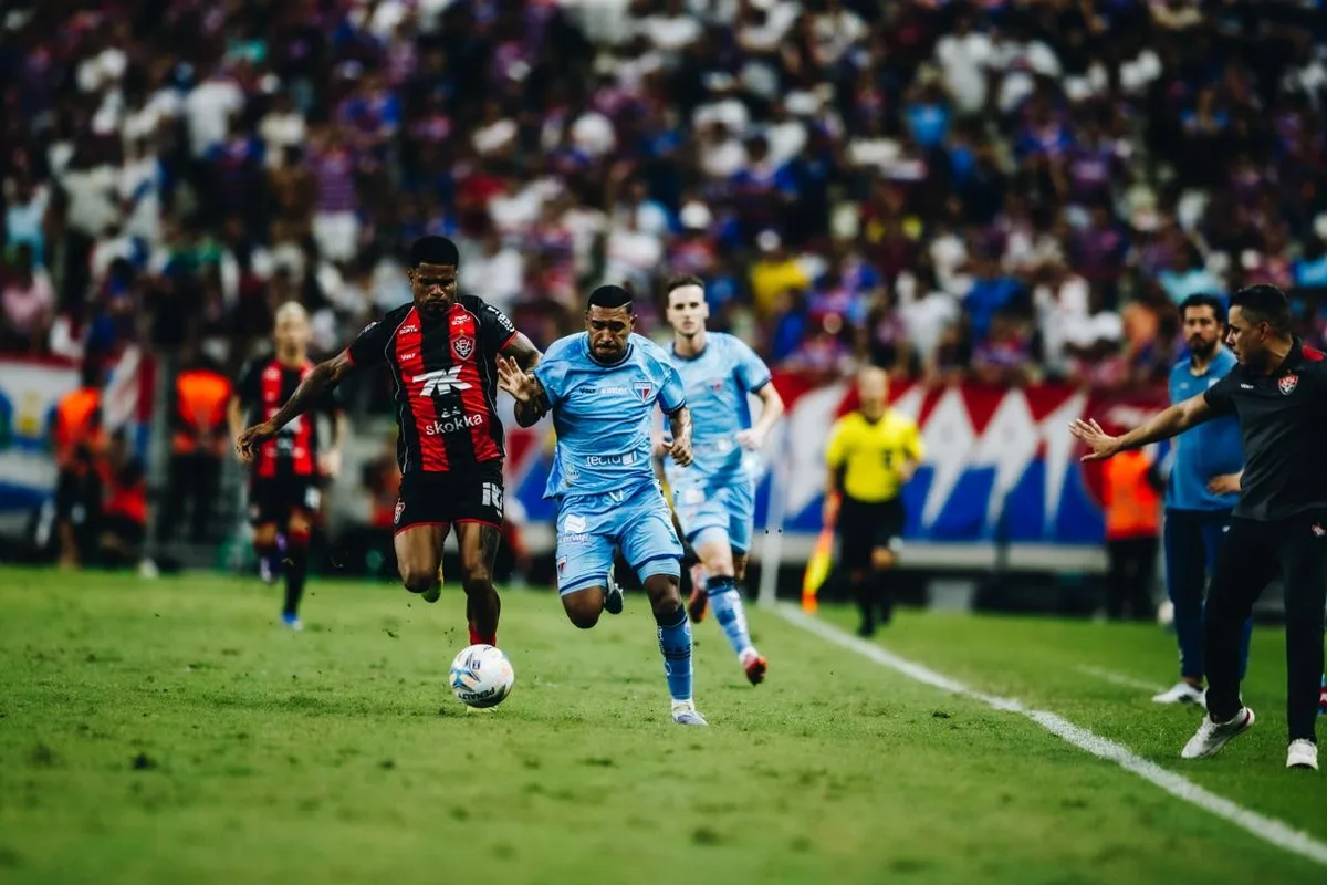 Sem Fuentes e com transfer ban, Fortaleza vive escassez na lateral esquerda