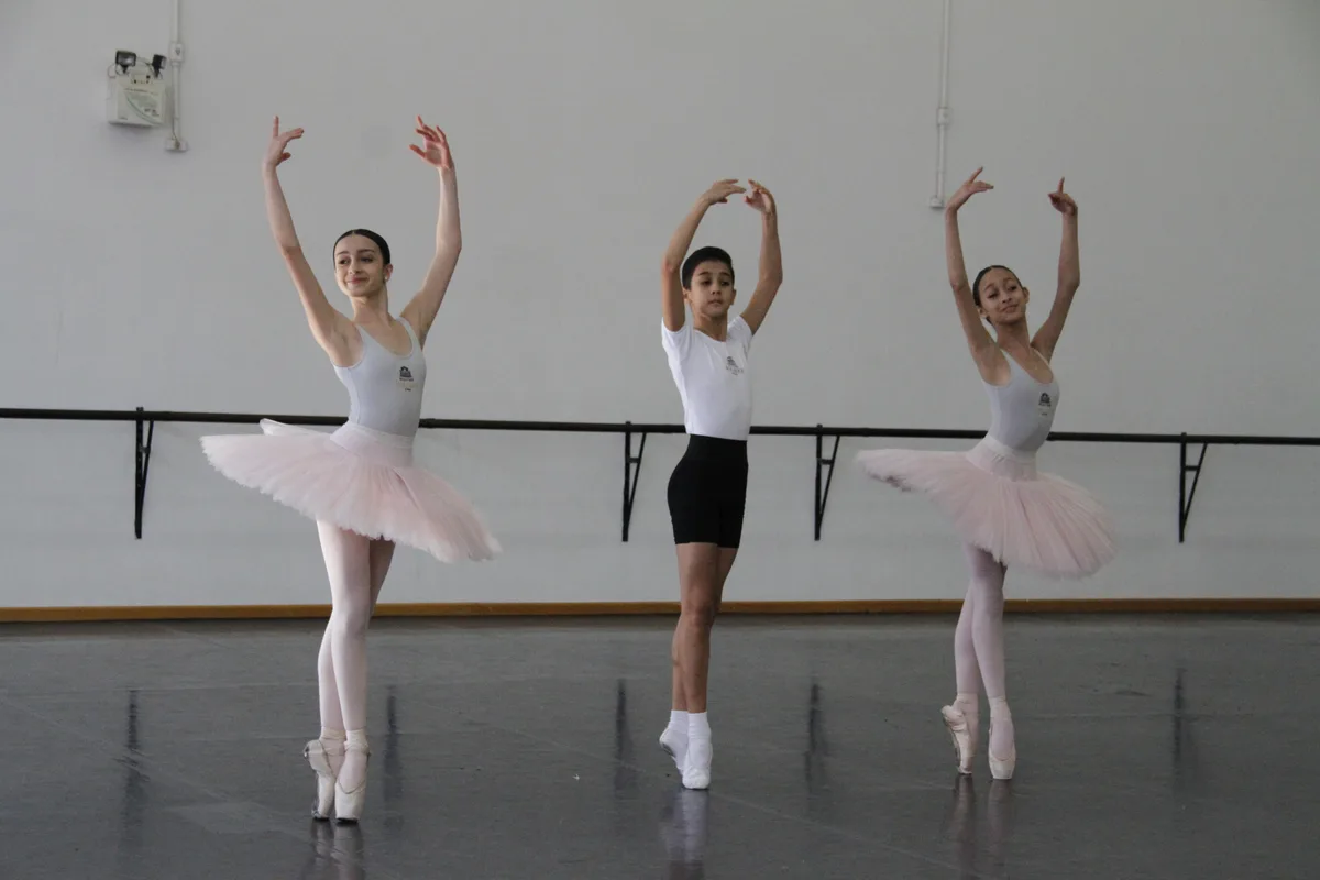Bolshoi seleciona novos talentos em Belém e oferece workshops gratuitos de dança