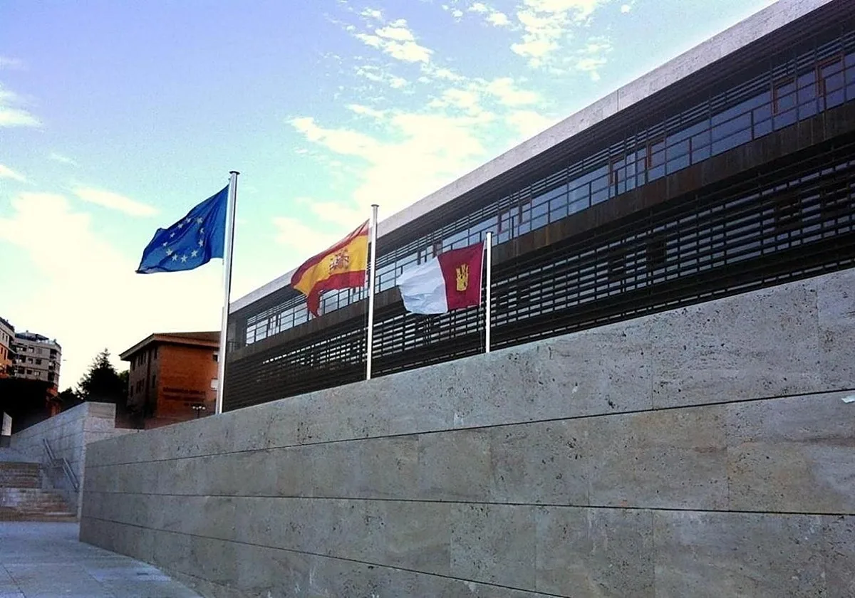 CCOO pide participar en la elaboración del Plan Regional contra el Cáncer