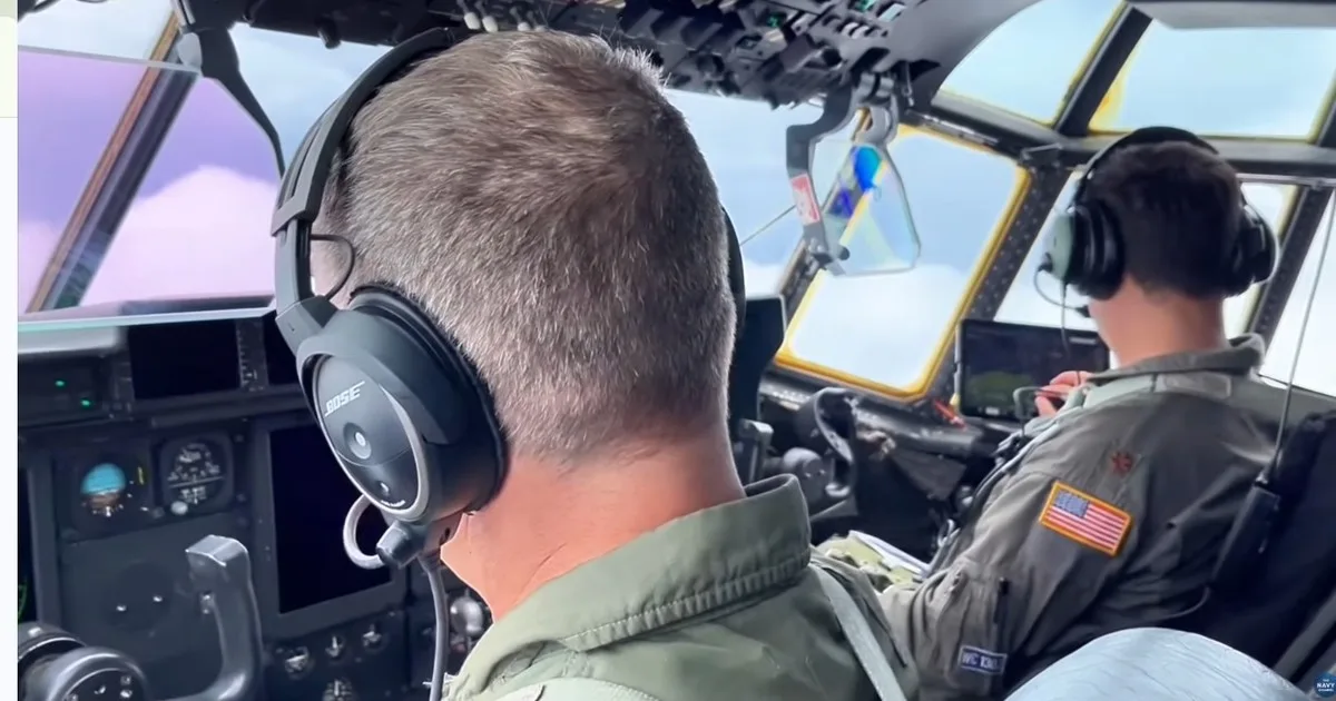 Huracán Isaías: así es la flota de los poderosos aviones cazahuracanes de la Fuerza Aérea de EE.UU. que vuelan "hacia el ojo de un monstruo"