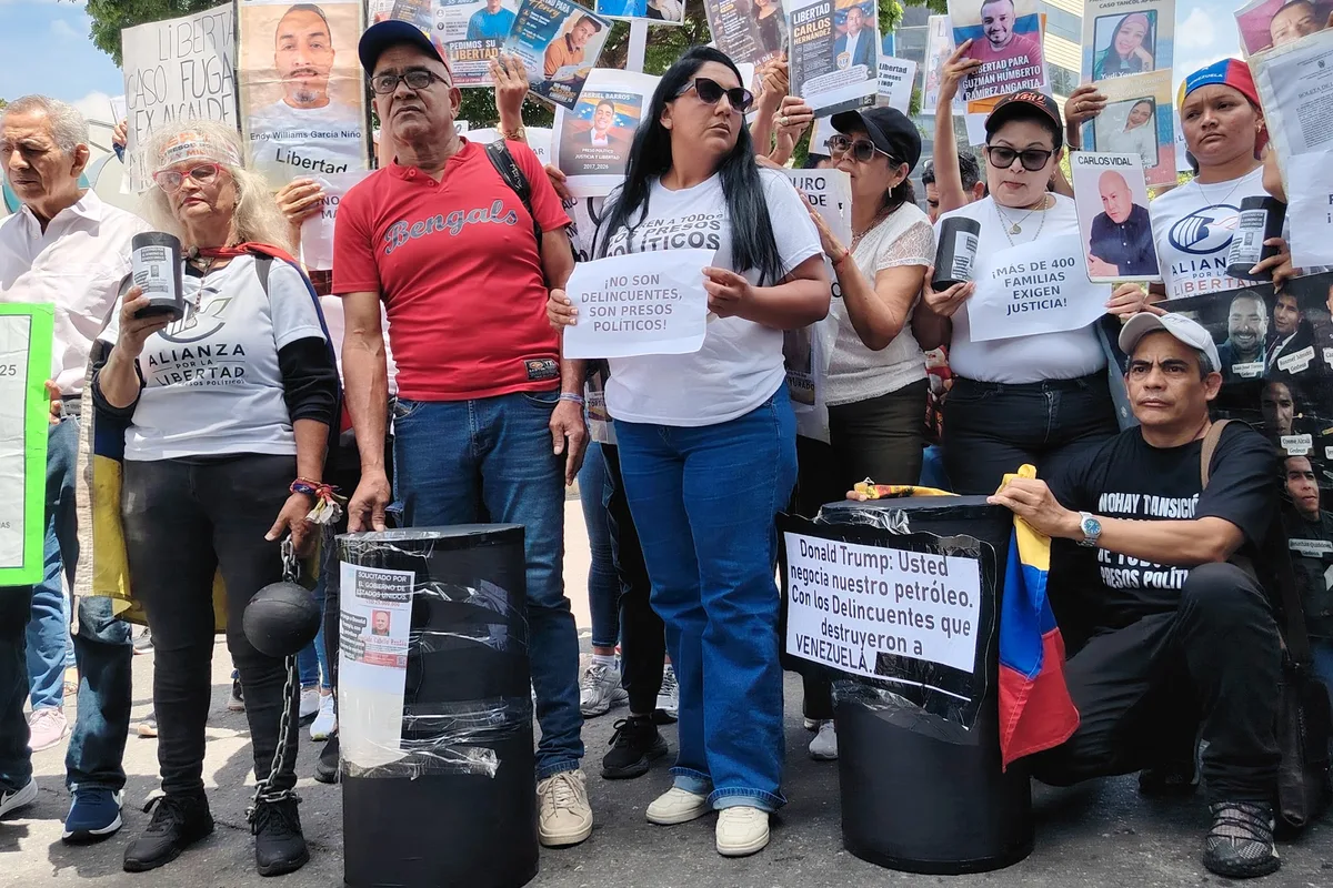 Familiares de presos políticos rechazan que el petróleo esté por encima de la libertad de los detenidos