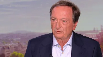"La robotisation, l'IA ne contribuent pas à notre modèle social", déplore Michel-Edouard Leclerc