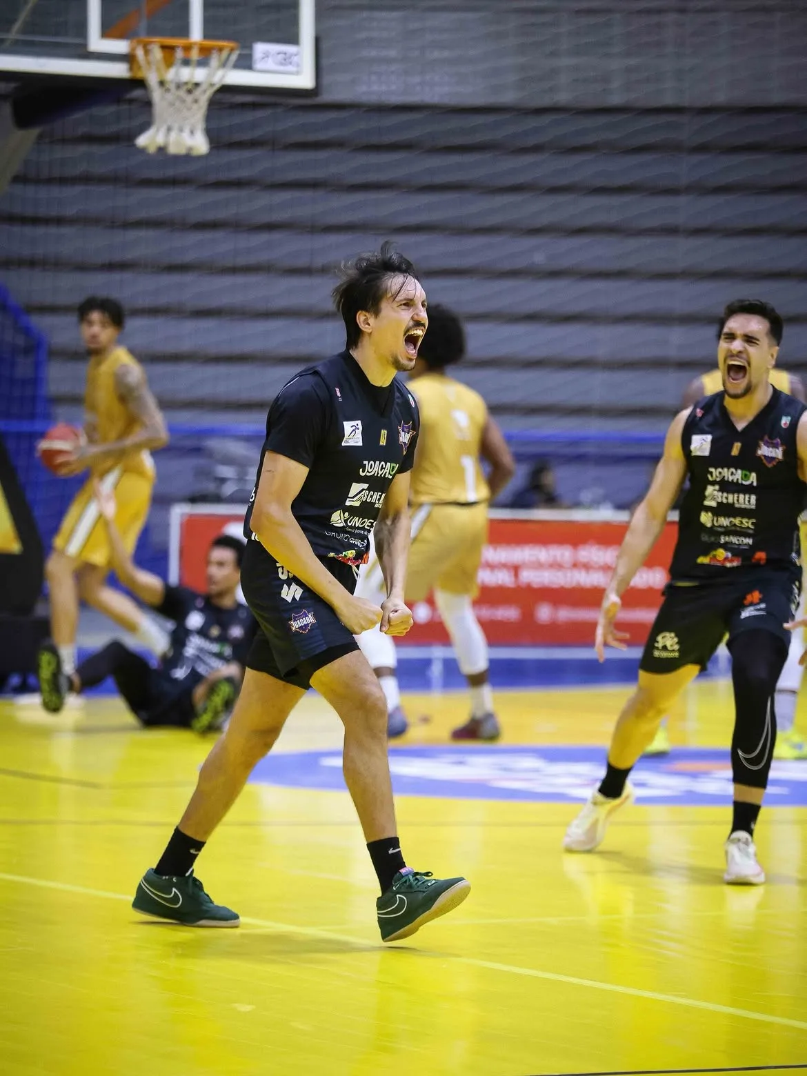 Basket Joaçaba e Dinâmica São José vencem em rodada dupla do Catarinense de Basquete