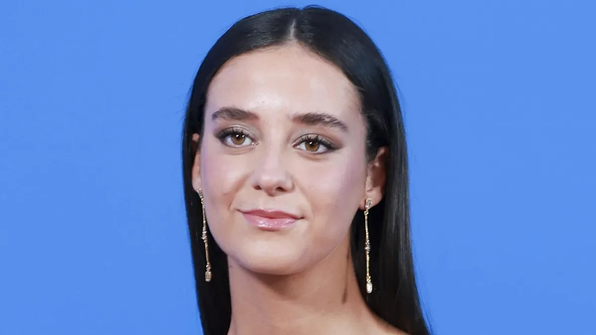 Victoria Federica convierte un vestido de Louis Vuitton en el look perfecto para pasear cualquier día por Madrid