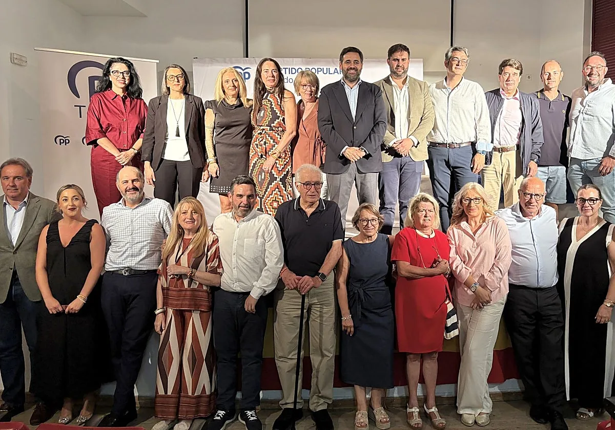 Alberto Pavón toma el relevo de Eduardo Ugarte al frente del PP de Los Yébenes
