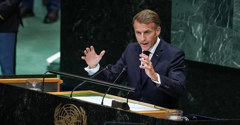 Macron "pronto" para tomar medidas para abrir Ormuz