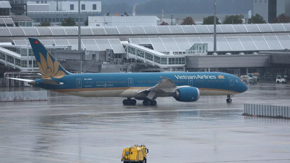 Luftverkehr: Nach Zwischenfall: Flug von Vietnam Airlines verzögert