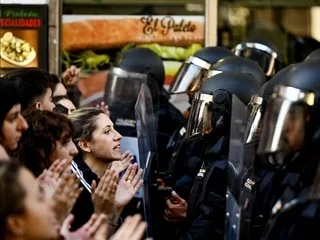 L’expulsion d’une retraitée de 87 ans, symbole de la crise du logement en Espagne