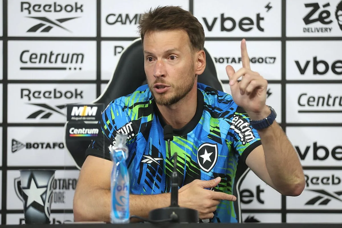 Ex-Botafogo, Neto é oferecido para a Juventus após lesão de goleiro