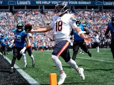 Bears score 59 points in opening win despite quiet days for a couple of Williams' top targets