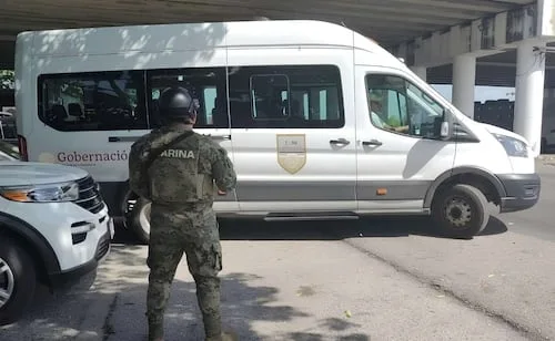 Elementos federales realizan operativo en Kanasín, Yucatán; resguardan a dos migrantes colombianos