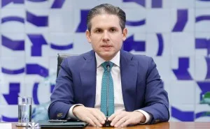 Falta de acordo adia para depois das eleições votação de reajuste no limite do MEI