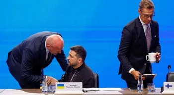 Aliados de Kiev comprometem-se com reforço urgente de defesas aéreas