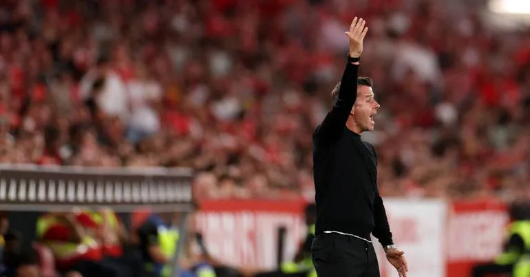 "João? Conhece-me bem, mas vai ter de melhorar muito"