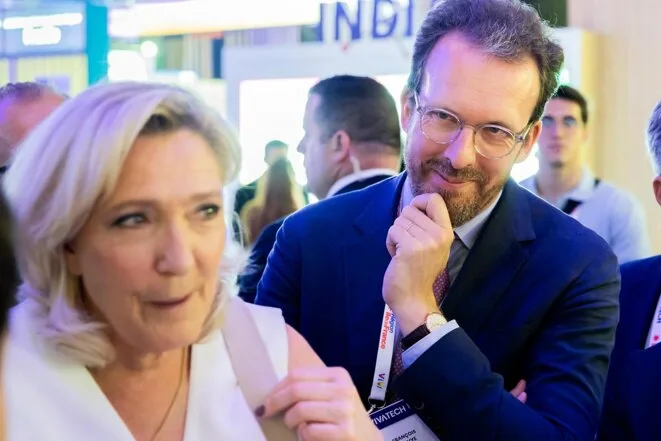 Marine Le Pen lance sa campagne en évinçant un proche de Jordan Bardella