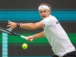 Ärger um absurde Diskussion: Zverevs Bruder knöpft sich Kritiker des Tennis-Superstars vor