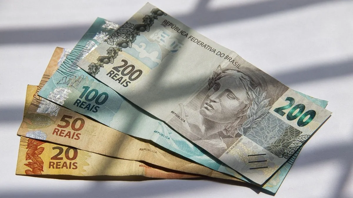 Mais de 520 mil contribuintes ainda têm valores a receber do Imposto de Renda; veja quem entra no novo lote