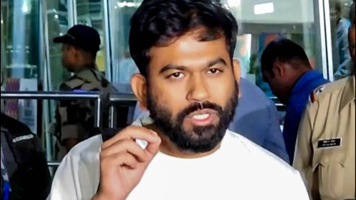 'When did hoisting tricolour become violation?' Abhijeet Dipke questions Saurav Das, Ashutosh Ranka's detention at Jantar Mantar