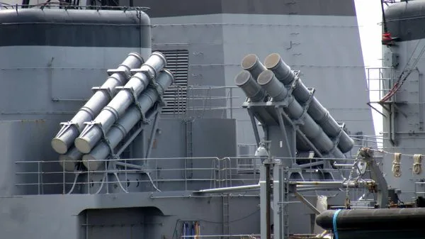Japan Wants to Develop Hypersonic Missiles, Unmanned Submarines, Attack Drones - Reports