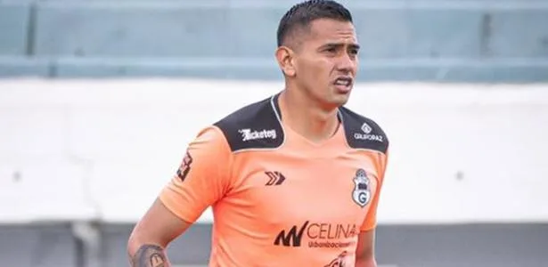 Time leva 6 a 0 após goleiro ser ameaçado de morte na Bolívia: 'Me dá medo'