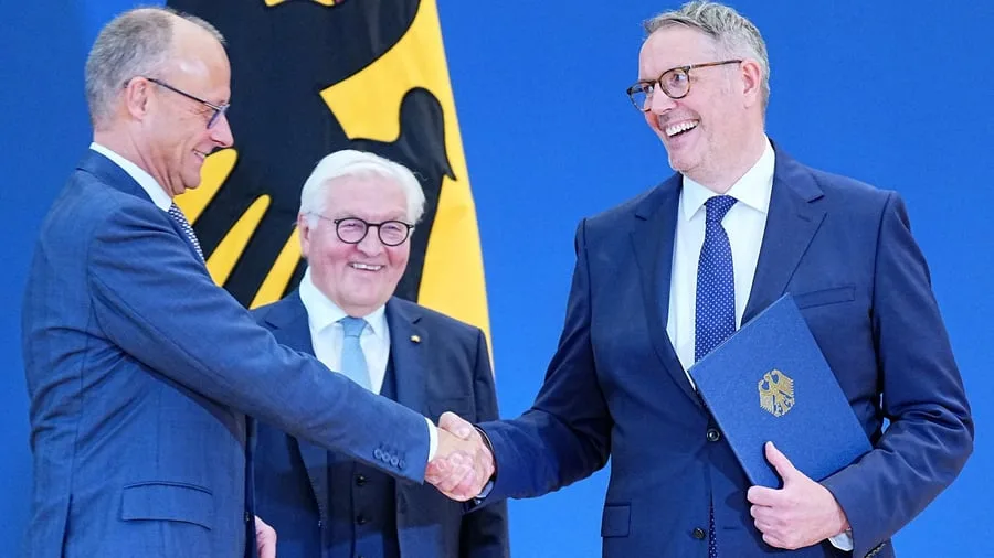 Koalition: Steinmeier ernennt Schweitzer – Merz macht Druck