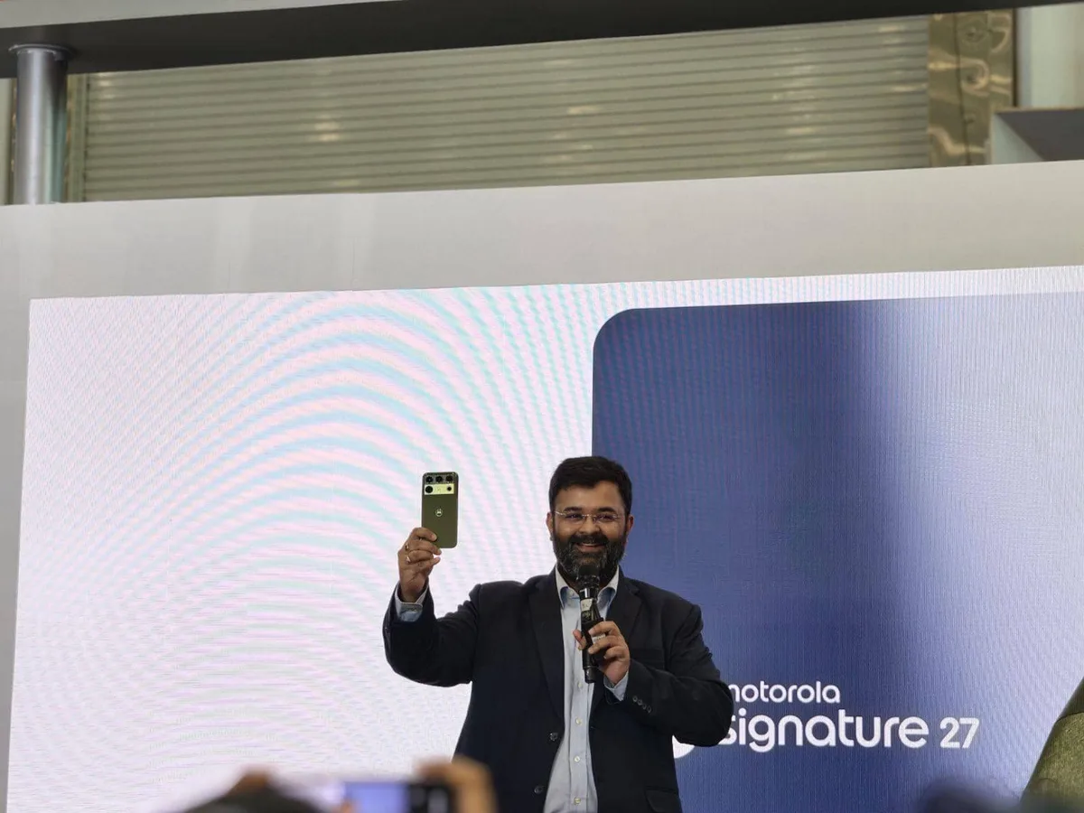 Motorola bets on premium phones as memory costs push up prices in India