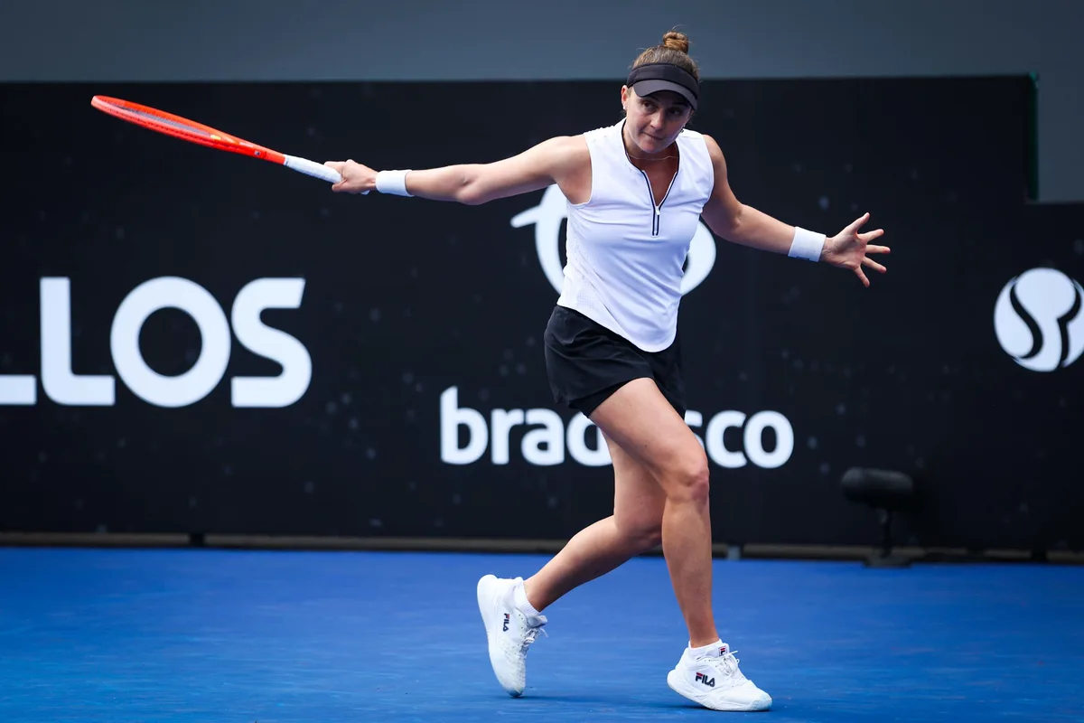 Podoroska derruba Badosa e alcança final inédita aos 29 anos