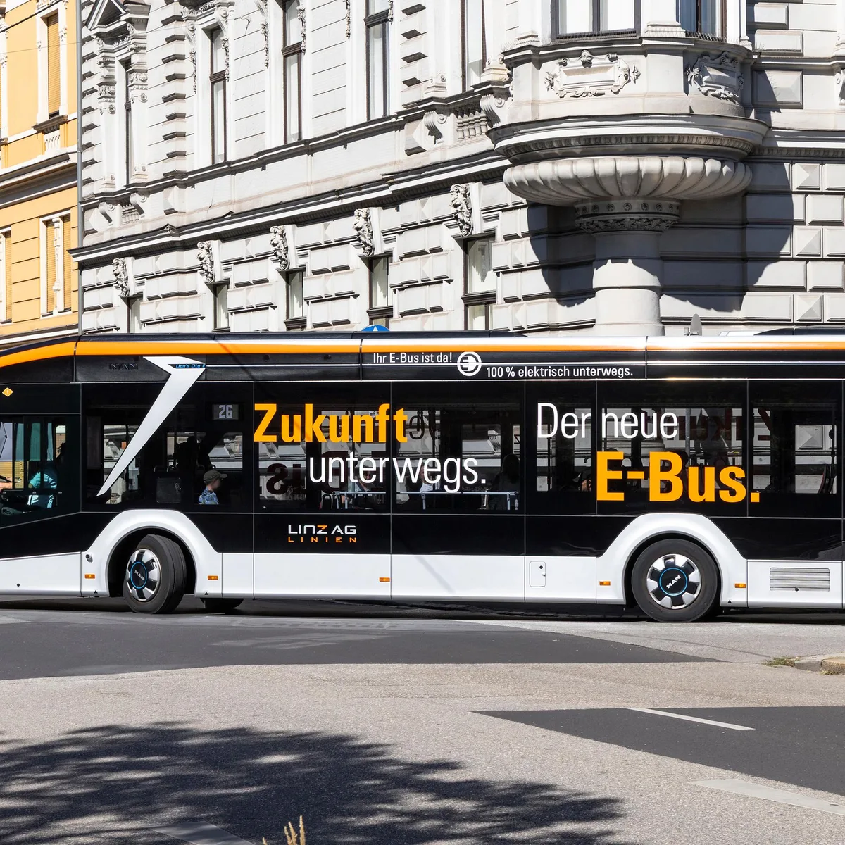 Elektro-Mobilität - Forschungsorganisation: Weltweiter Absatz von elektrischen LKW und Bussen fast verdoppelt