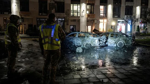 Raketenangriffe auf Kyjiw: Selenskyj beklagt nach Angriffen fehlende Warnung durch Partner