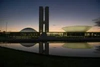 PF faz operação contra suposto desvio de recursos partidários e eleitorais